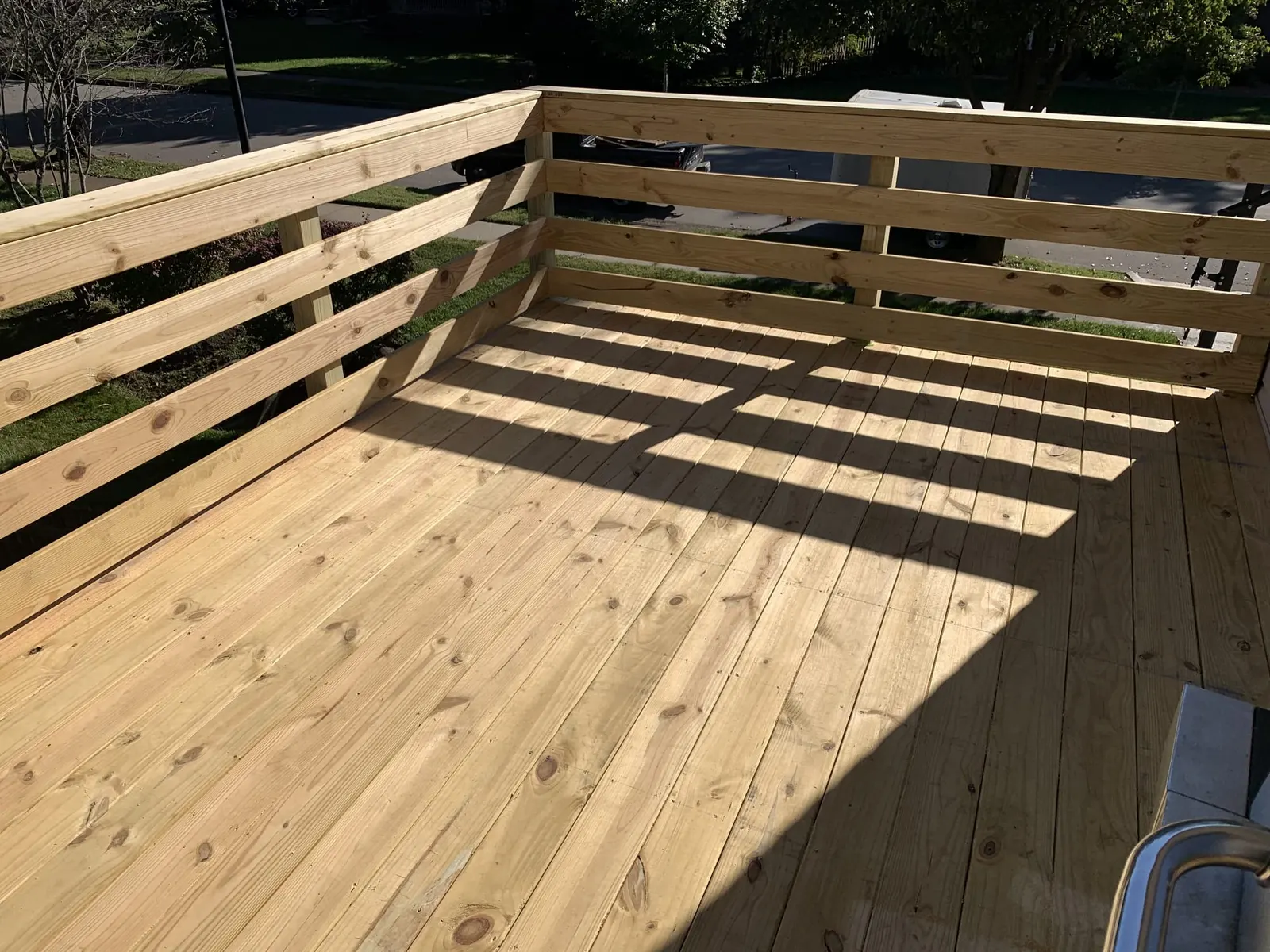 Residential fence installation in Lexington Kentucky by Big Blue Fence and Deck